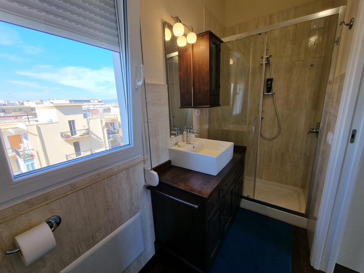 Attico Panoramico Cagliari Lägenhet Exteriör bild